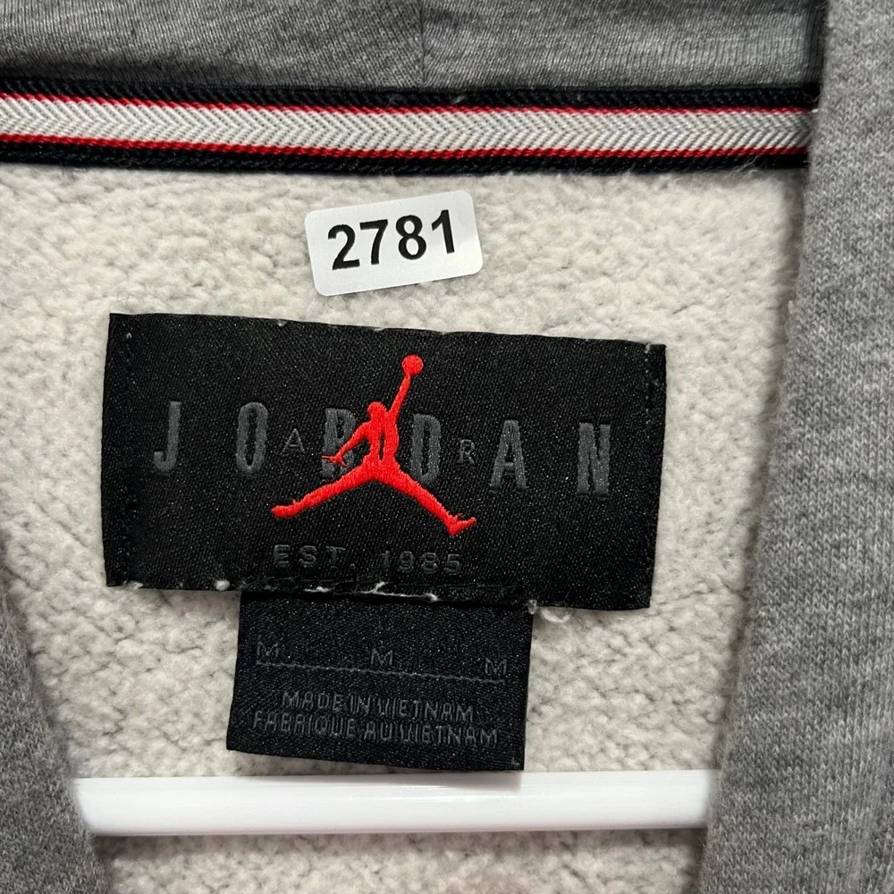 Jordan Essentials Mens Fleece Hoodie Carbon Heather Grey Jumpman Logo Medium
